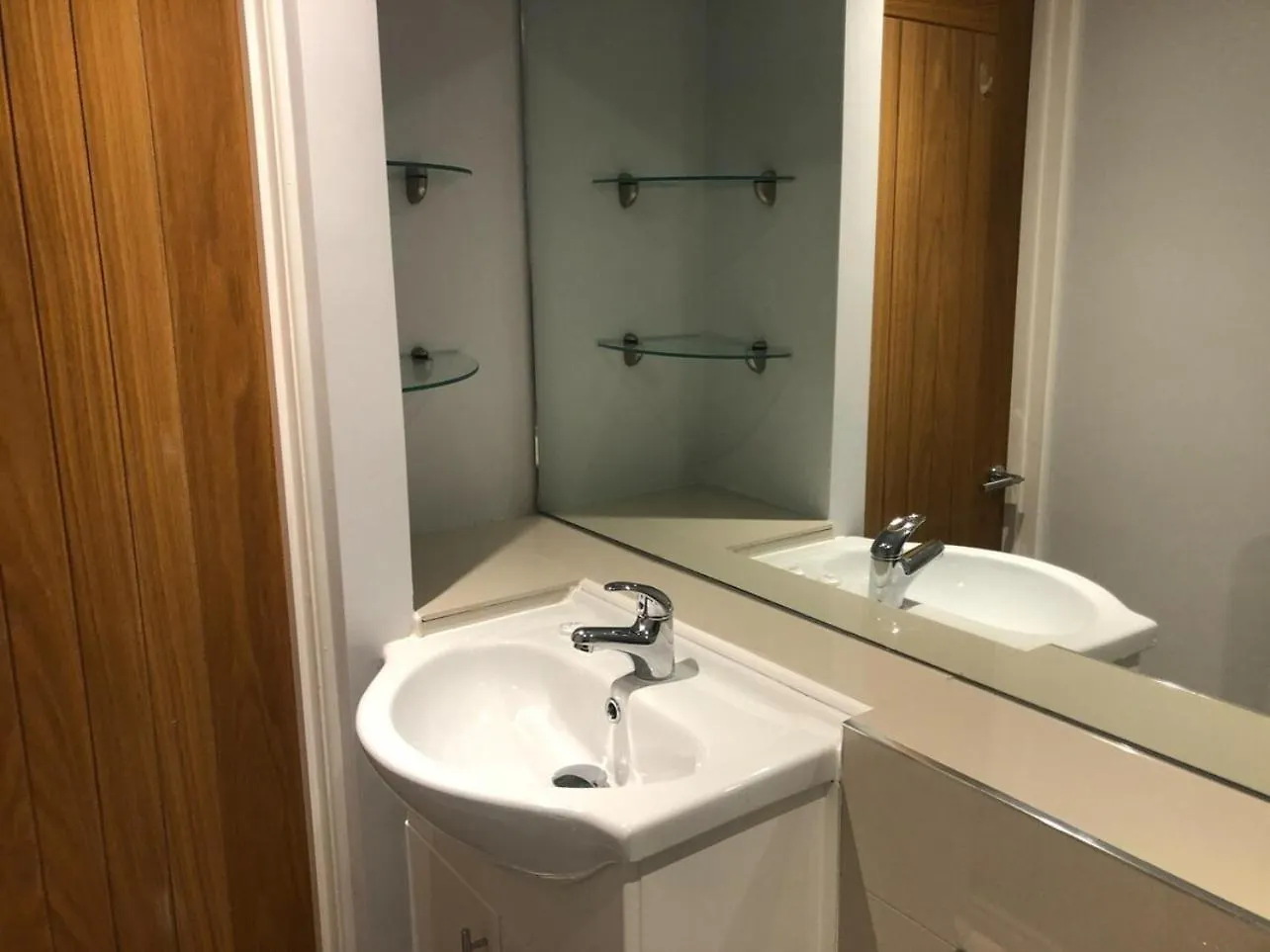 Luxury Apartment With King-Size Bed In Central Cambridge - Walk To Station And City Centre