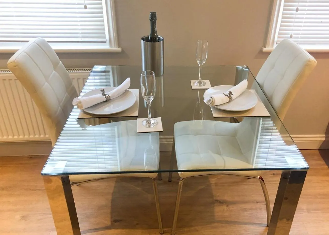 Luxury Apartment With King-Size Bed In Central Cambridge - Walk To Station And City Centre 0*,